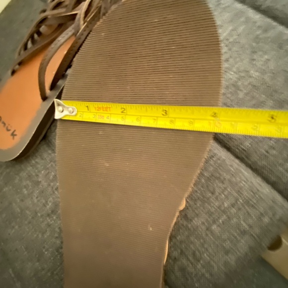 Sanuk Brown Strappy Beach Summer Yoga Flip Flops- Sz-10 - Picture 12 of 15